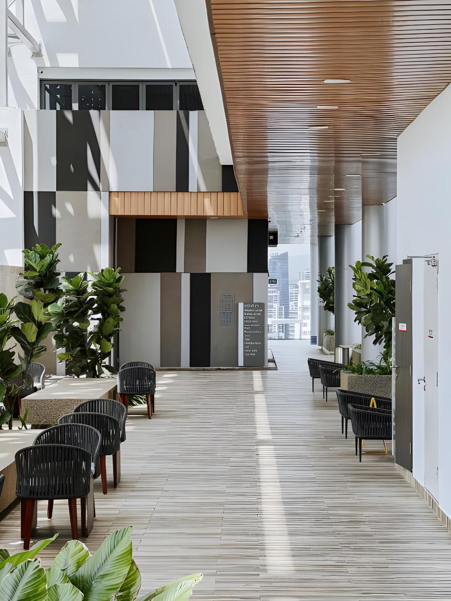 The Luxe Infinitum By White House Klcc * Kuala Lumpur