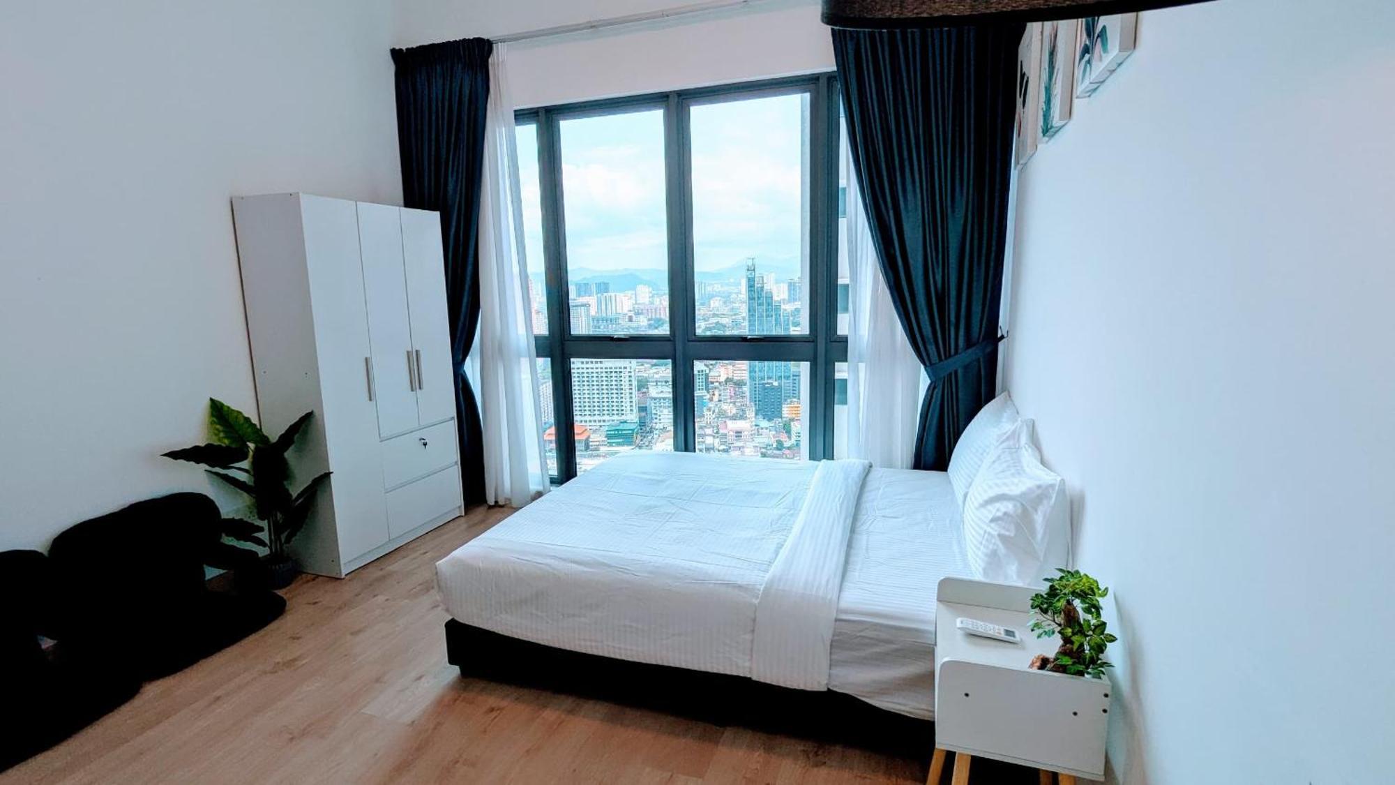 The Luxe Infinitum By White House Klcc Pangsapuri Kuala Lumpur
